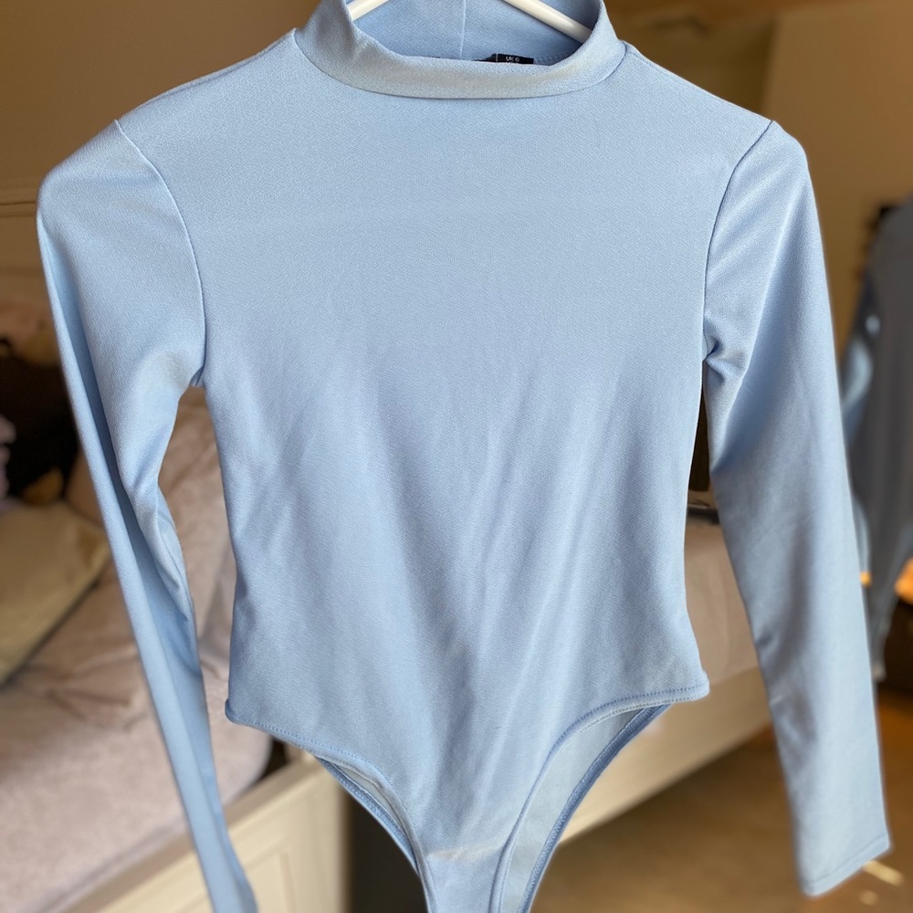 Baby blue/light blue bodysuit